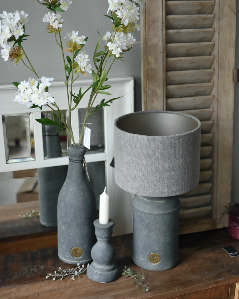 Aardewerk fles Majestic grijs, Brynxz Aardewerk Fles Majestic Grijs, Brynxz -Mode-Woondecoratiewinkel aardewerk fles majestic grijs brynxz 1