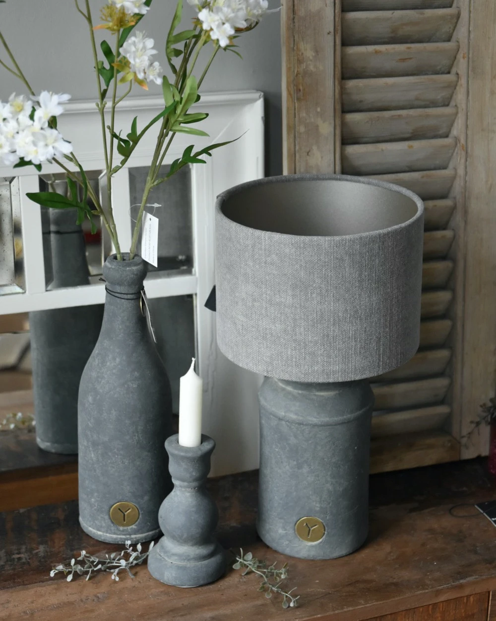 Aardewerk fles Majestic grijs, Brynxz Aardewerk Fles Majestic Grijs, Brynxz -Mode-Woondecoratiewinkel aardewerk fles majestic grijs brynxz 6