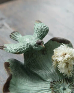 Bloemvorm Antiek Turkoois Schaaltje Met Vogeltje -Mode-Woondecoratiewinkel bloemvorm antiek turkoois schaaltje met vogeltje 2