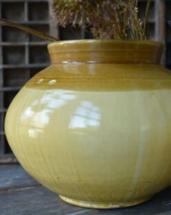 Bolle Handgemaakte Pot In Oud Oker Bruine Tinten, Unique IB Laursen 4 Bolle Handgemaakte Pot In Oud Oker Bruine Tinten, Unique IB Laursen -Mode-Woondecoratiewinkel bolle pot in oud oker bruine tinten unique ib laursen 1 2