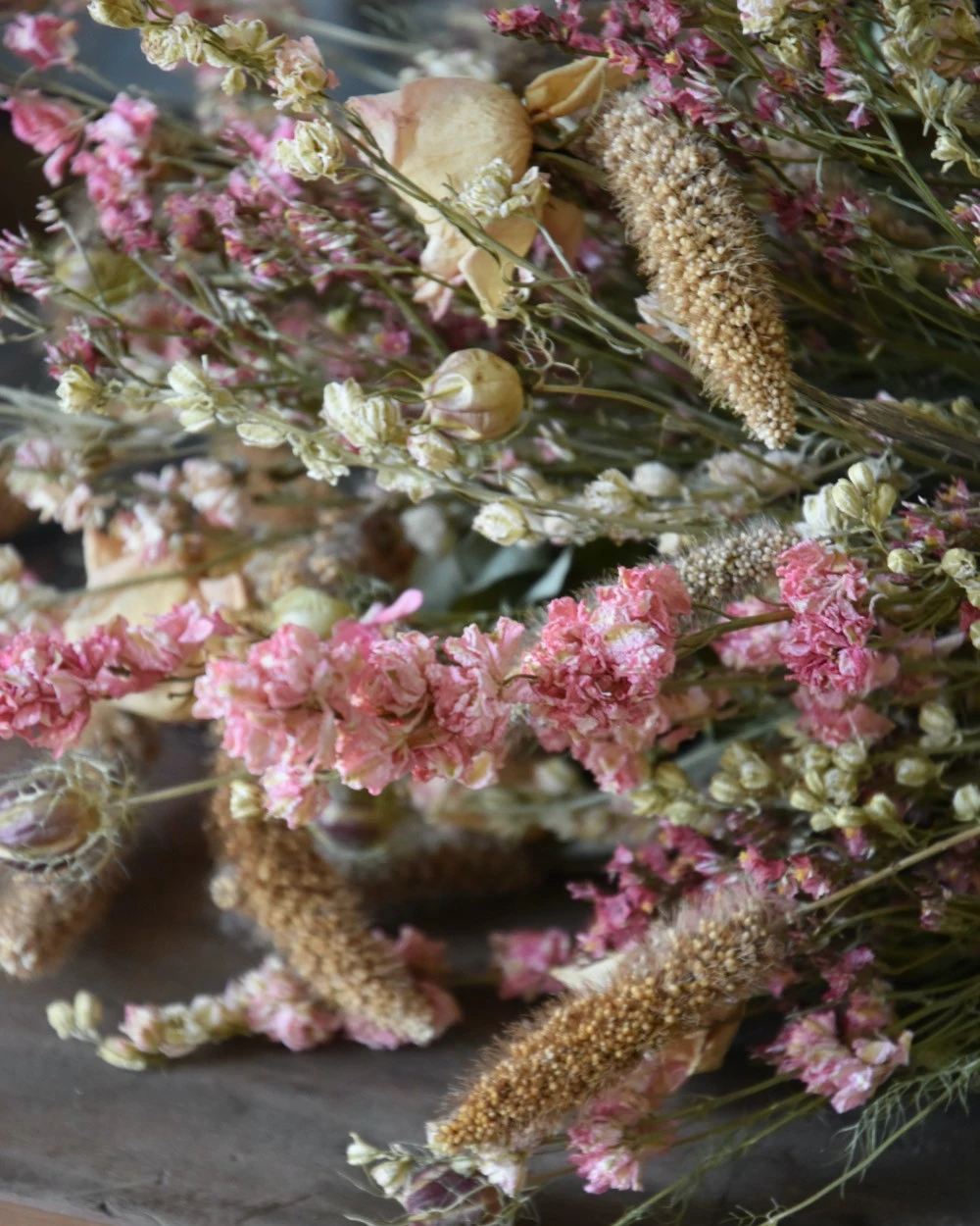 Droogbloem boeket gelaagd in naturel roze Droogbloem Boeket Gelaagd In Naturel Roze -Mode-Woondecoratiewinkel droogbloem boeket gelaagd in naturel roze 1