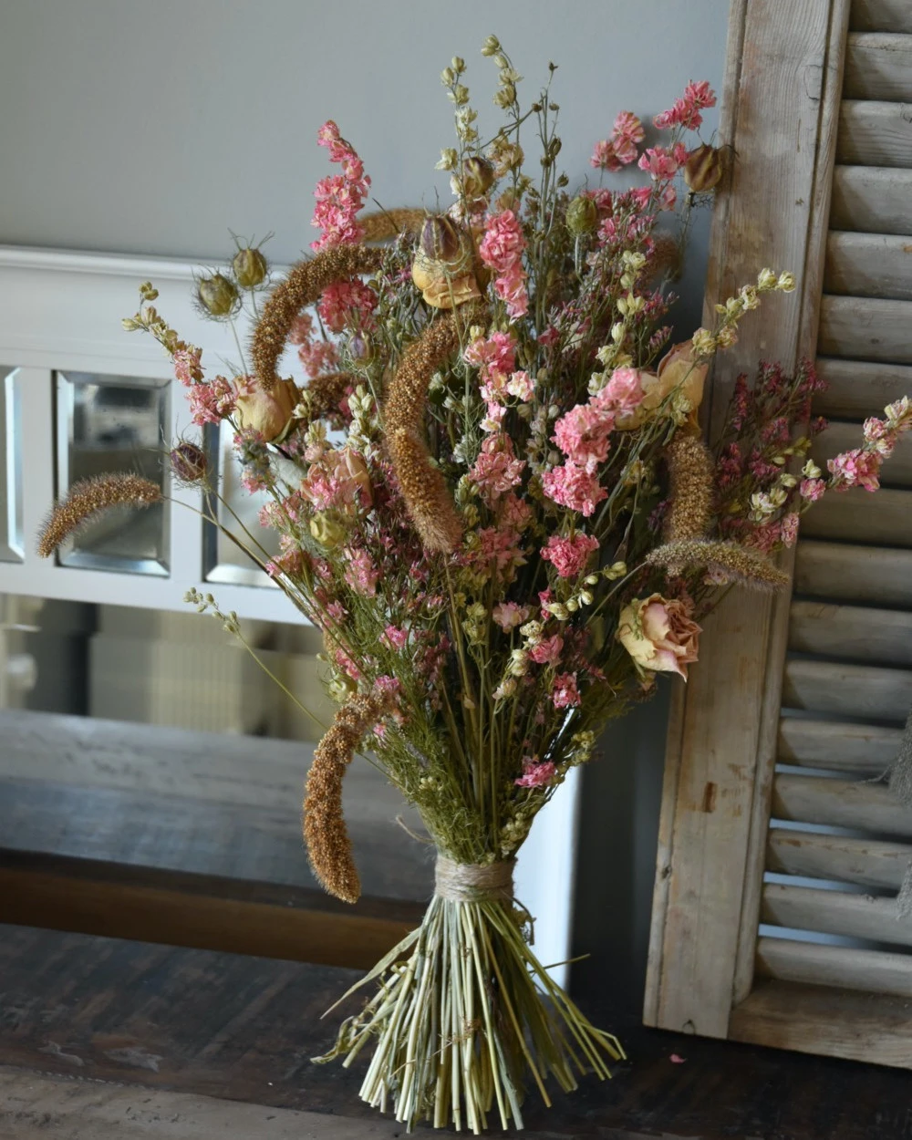 Droogbloem boeket gelaagd in naturel roze Droogbloem Boeket Gelaagd In Naturel Roze -Mode-Woondecoratiewinkel droogbloem boeket gelaagd in naturel roze