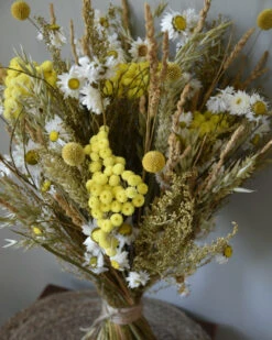 Droogbloemen Boeket In Naturel Geel En Wit -Mode-Woondecoratiewinkel droogbloemen boeket in naturel geel en wit 3