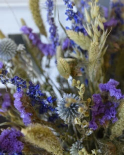 Droogbloemen Veldboeket In Gemengde Groen En Blauw Tinten -Mode-Woondecoratiewinkel droogbloemen veldboeket in gemengde groen en blauw tinten 2