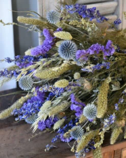 Droogbloemen Veldboeket In Gemengde Groen En Blauw Tinten