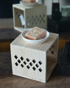 Geur Brander Hout Met Keramiek Schaaltjes -Mode-Woondecoratiewinkel geur brander hout met keramiek schaaltjes 3