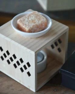 Geur Brander Hout Met Keramiek Schaaltjes -Mode-Woondecoratiewinkel geur brander hout met keramiek schaaltjes 4