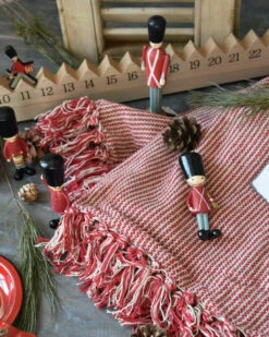 Geweven Woonkleed/ Sprei Gebroken Wit Met Fijne Rode Strepen, IB Laursen -Mode-Woondecoratiewinkel geweven woonkleed sprei gebroken wit met fijne rode strepen ib laursen 1 3