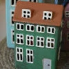 Groen Pakhuis Nyhavn Theelicht Met Lichte Ramen En Dakkapellen, IB Laursen -Mode-Woondecoratiewinkel groen pakhuis nyhavn theelicht met lichte ramen en dakkapellen ib laursen