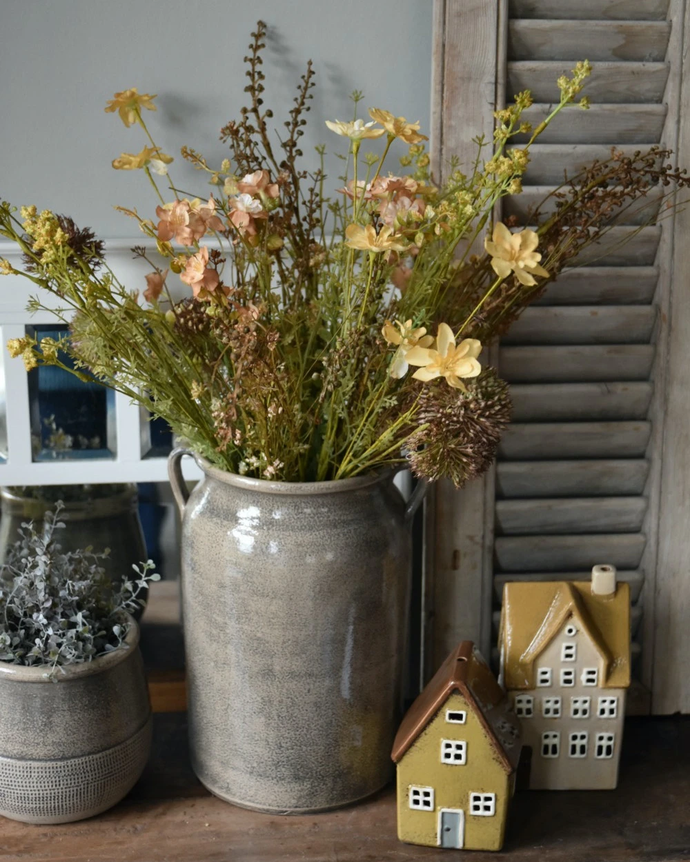 Grote pot kruik met oren klei grijs, IB Laursen Grote Pot Kruik Met Oren Klei Grijs, IB Laursen -Mode-Woondecoratiewinkel grote pot kruik met oren klei grijs ib laursen 1