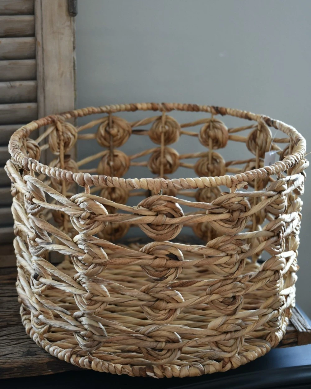 Handgemaakte mand met cirkel patroon, groot Handgemaakte Mand Met Cirkel Patroon, Groot -Mode-Woondecoratiewinkel handgemaakte mand met cirkel patroon groot 1