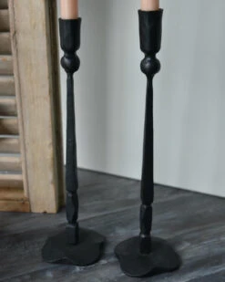 Hoge Handgemaakte Zwarte Smeedijzeren Kandelaar, Brynxz -Mode-Woondecoratiewinkel hoge handgemaakte zwarte smeedijzeren kandelaar brynxz 5