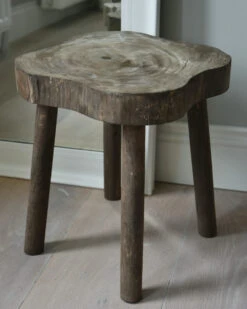 Houten Kruk Met Golvend Blad