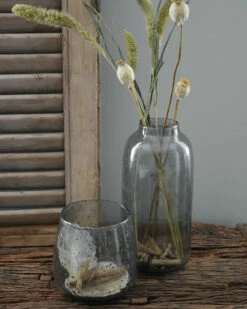 Iets Bolle Glazen Vaas Met Bubbels, Zilvermetaal En Grijze Gloed -Mode-Woondecoratiewinkel iets bolle glazen vaas met bubbels zilvermetaal en grijze gloed 4