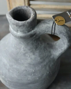 Kruik Kannetje Met Oor In Vintage Grijs Groot, Brynxz -Mode-Woondecoratiewinkel kruik kannetje met oor in vintage grijs groot brynxz 2