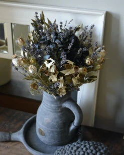 Lavendel Hortensia Biedermeier Droogbloemen Boeket -Mode-Woondecoratiewinkel lavendel hortensia biedermeier droogbloemen boeket 1 2