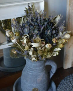 Lavendel Hortensia Biedermeier Droogbloemen Boeket -Mode-Woondecoratiewinkel lavendel hortensia biedermeier droogbloemen boeket 1 3