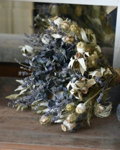 Lavendel Hortensia Biedermeier Droogbloemen Boeket -Mode-Woondecoratiewinkel lavendel hortensia biedermeier droogbloemen boeket 1 5
