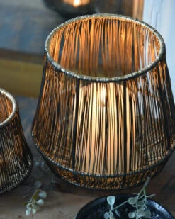 Metalen Draad Windlicht Zwart Goud Groot -Mode-Woondecoratiewinkel metalen draad windlicht zwart goud groot 3