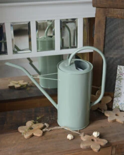 Pastel Groene Gieter 2,7 Liter, IB Laursen -Mode-Woondecoratiewinkel pastel groene gieter 27 liter ib laursen 1