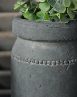 Pot Aardewerk Majestic Grijs Met Sierrandje En Kraag L, Brynxz -Mode-Woondecoratiewinkel pot aardewerk majestic grijs met sierrandje en kraag l brynxz 4