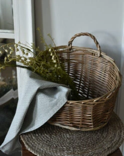 Rieten 'wand' Mand Ovaal Met Asymmetrische Opening, IB Laursen 4 Rieten 'wand' Mand Ovaal Met Asymmetrische Opening, IB Laursen -Mode-Woondecoratiewinkel rieten wand mand ovaal met asymmetrische opening ib laursen 2