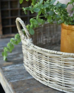 Rond Grijzig Rotan Dienblad Met Hengsels, IB Laursen 6 Rond Grijzig Rotan Dienblad Met Hengsels, IB Laursen -Mode-Woondecoratiewinkel rond grijzig rotan dienblad met hengsels ib laursen 1 4