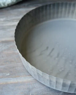 Ronde Zinken Schaal Met Hoge Schulp Rand, IB Laursen -Mode-Woondecoratiewinkel ronde zinken schaal met hoge schulp rand ib laursen 6