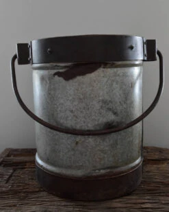Stoere Zinken Emmer Met Hengsel -Mode-Woondecoratiewinkel stoere zinken emmer met hengsel 4