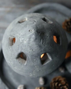 Theelicht Houder Huis Rond Vintage Grijs Groot, Brynxz -Mode-Woondecoratiewinkel theelicht houder huis rond vintage grijs groot brynxz 2