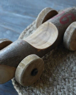 Unieke Vintage Race Auto Van Hout Met Rood Nr 96, IB Laursen 6 Unieke Vintage Race Auto Van Hout Met Rood Nr 96, IB Laursen -Mode-Woondecoratiewinkel unieke vintage race auto van hout met rood nr 96 ib laursen 4