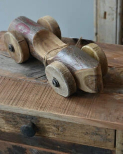 Unieke Vintage Race Auto Van Hout Met Rood Nr 96, IB Laursen 7 Unieke Vintage Race Auto Van Hout Met Rood Nr 96, IB Laursen -Mode-Woondecoratiewinkel unieke vintage race auto van hout met rood nr 96 ib laursen 5