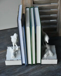 Vogel Boekensteun Antiek Wit, Set Van Twee 3 Vogel Boekensteun Antiek Wit, Set Van Twee -Mode-Woondecoratiewinkel vogel boekensteun antiek wit set van twee 1