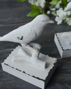 Vogel Boekensteun Antiek Wit, Set Van Twee 5 Vogel Boekensteun Antiek Wit, Set Van Twee -Mode-Woondecoratiewinkel vogel boekensteun antiek wit set van twee 3