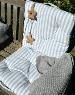 Woonkleed Sprei In Gebroken Wit Met Zacht Blauw/grijs, IB Laursen -Mode-Woondecoratiewinkel woonkleed sprei in gebroken wit met zacht blauwgrijs ib laursen 3