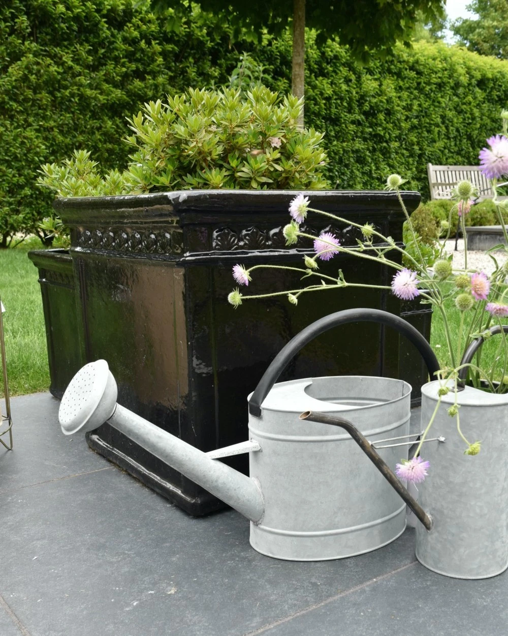 Zinken gieter met zwart handvat, IB Laursen Zinken Gieter Met Zwart Handvat, IB Laursen -Mode-Woondecoratiewinkel zinken gieter met zwart handvat ib laursen 2