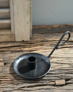 Zwarte Metalen Kandelaar Met Oor, IB Laursen -Mode-Woondecoratiewinkel zwarte metalen kandelaar met oor ib laursen 6
